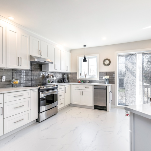 White quality cabinetry in IN by Xtreme Wholesale